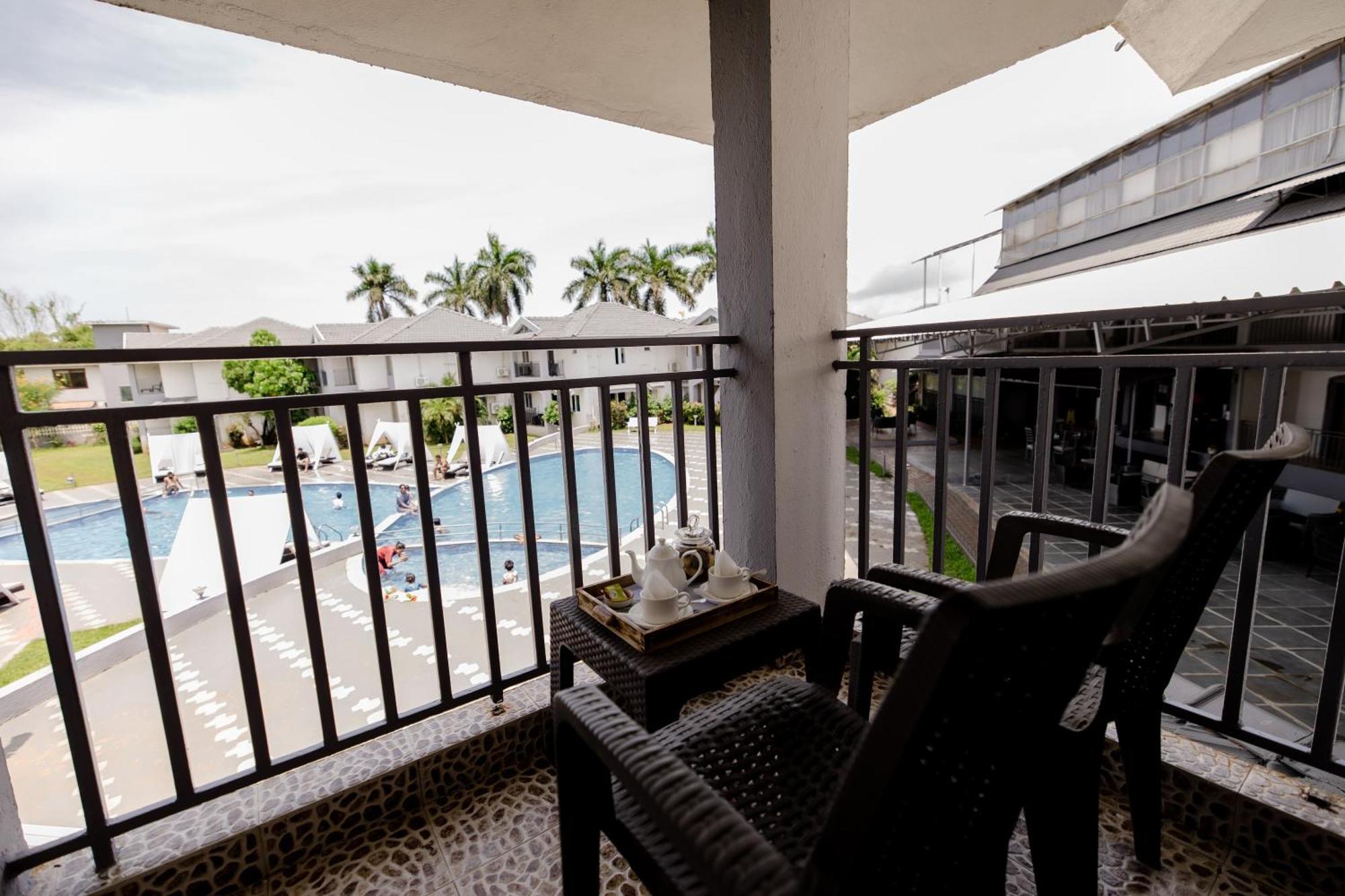 Regenta Baywatch Resort, Goa Бенаулим Экстерьер фото