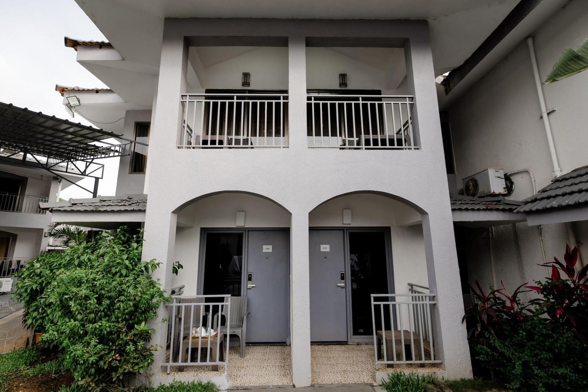 Regenta Baywatch Resort, Goa Бенаулим Экстерьер фото
