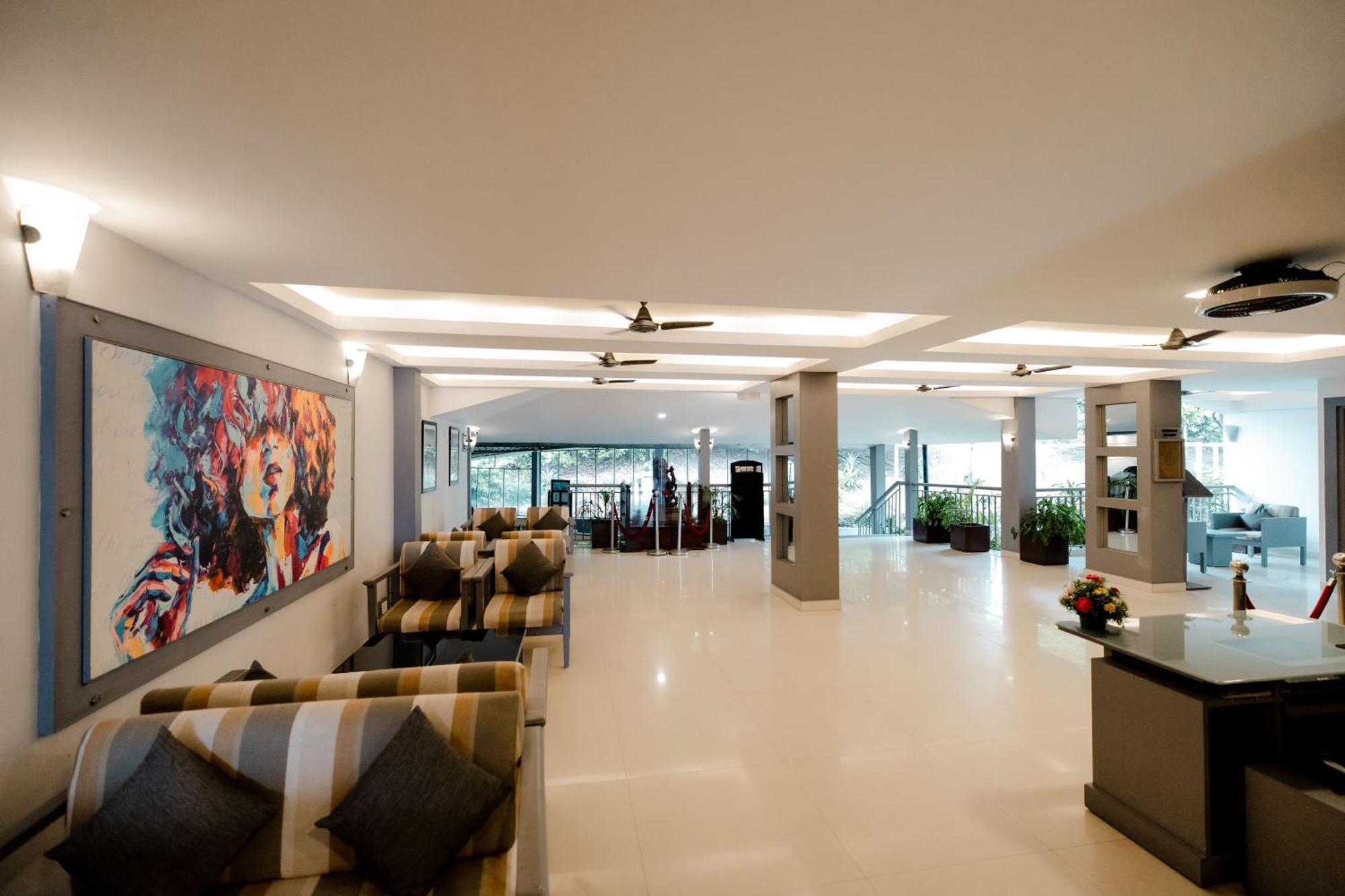 Regenta Baywatch Resort, Goa Бенаулим Экстерьер фото